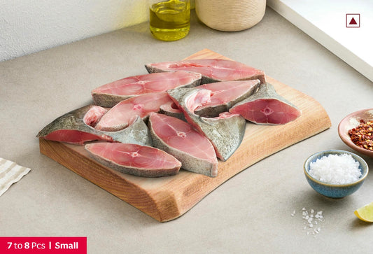 Black Pomfret Small - Curry Cut With Head (1kg)