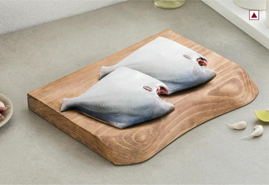 White Pomfret Medium - Whole, Cleaned (1kg)